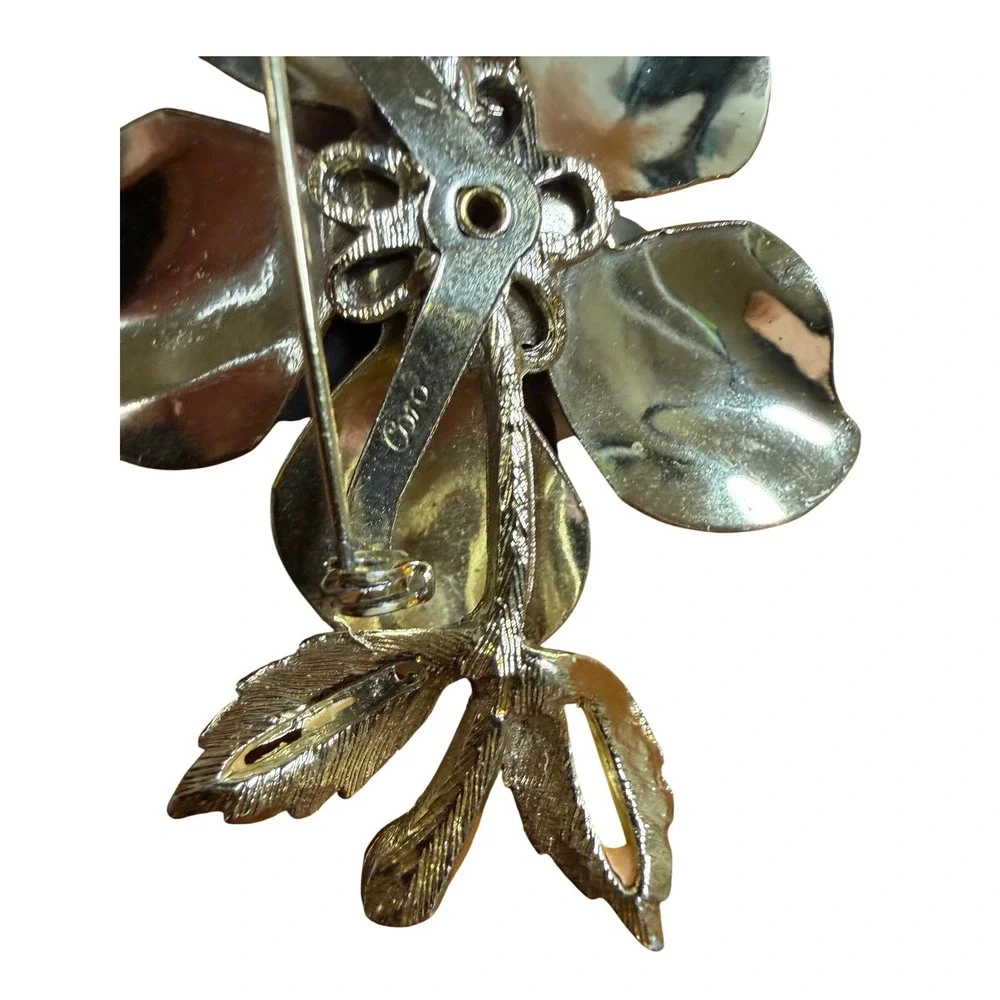 Vintage Coro Yellow Enamel Flower Brooch Gold Tone Layered Petal Floral‎ Pin